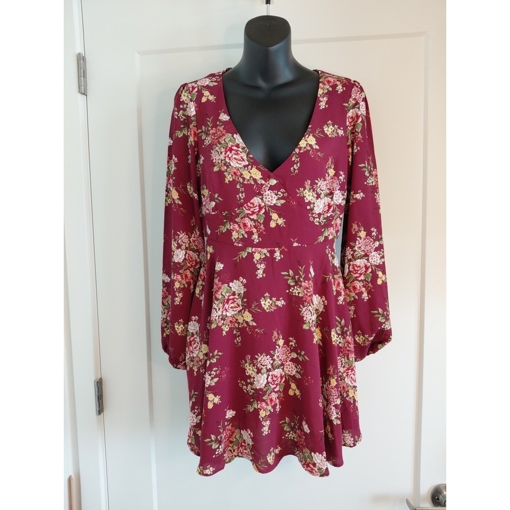 Forever 21 Women's Long Sleeve Maroon Dress Sz M Boho Flirty Feminine Party NWT